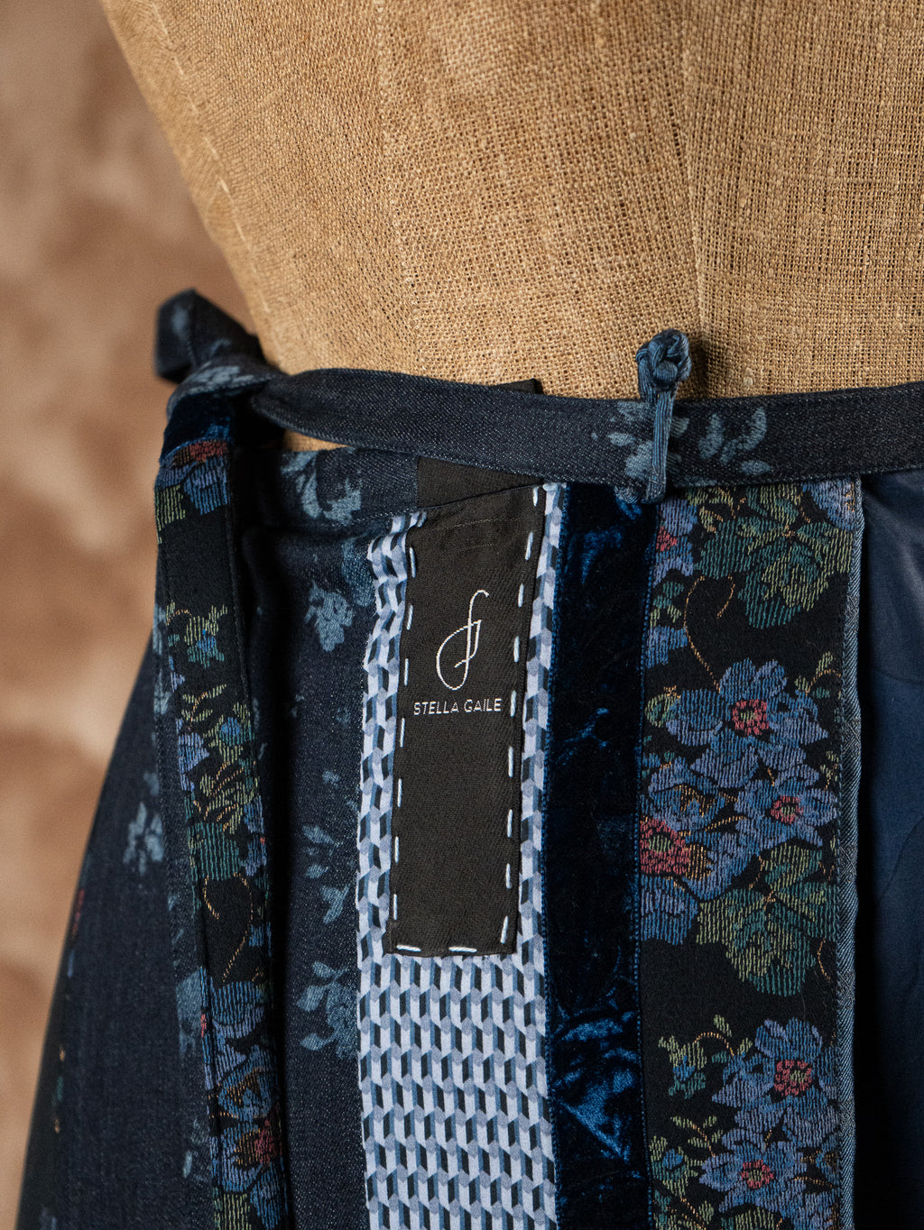 The Rose of the Winds - Hakama Skirt