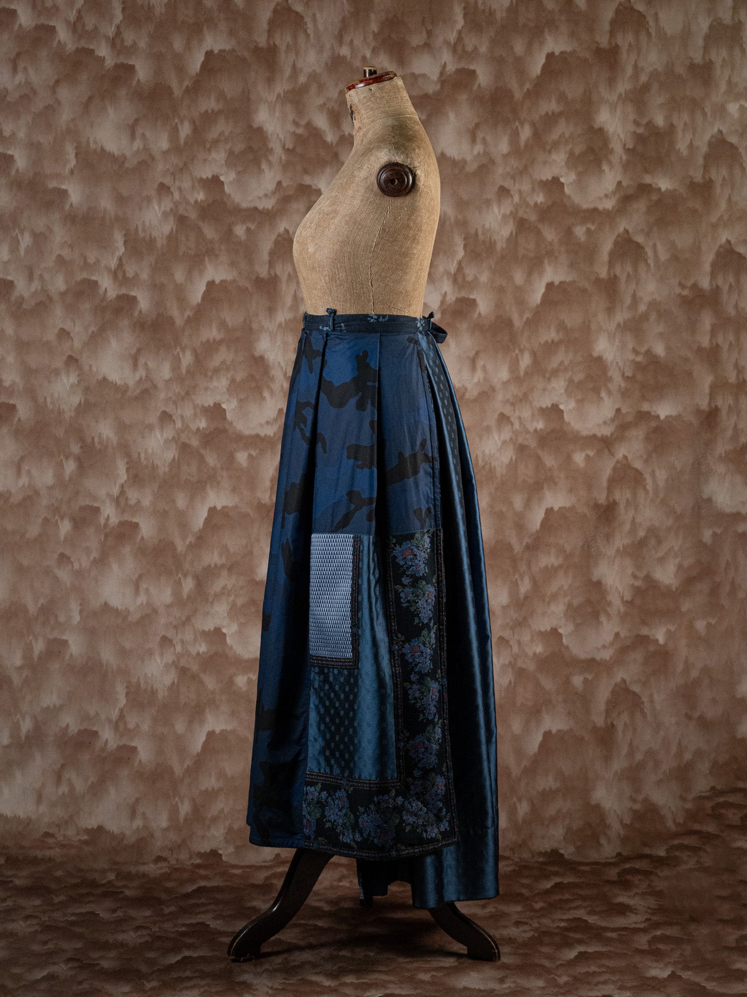 The Rose of the Winds - Hakama Skirt
