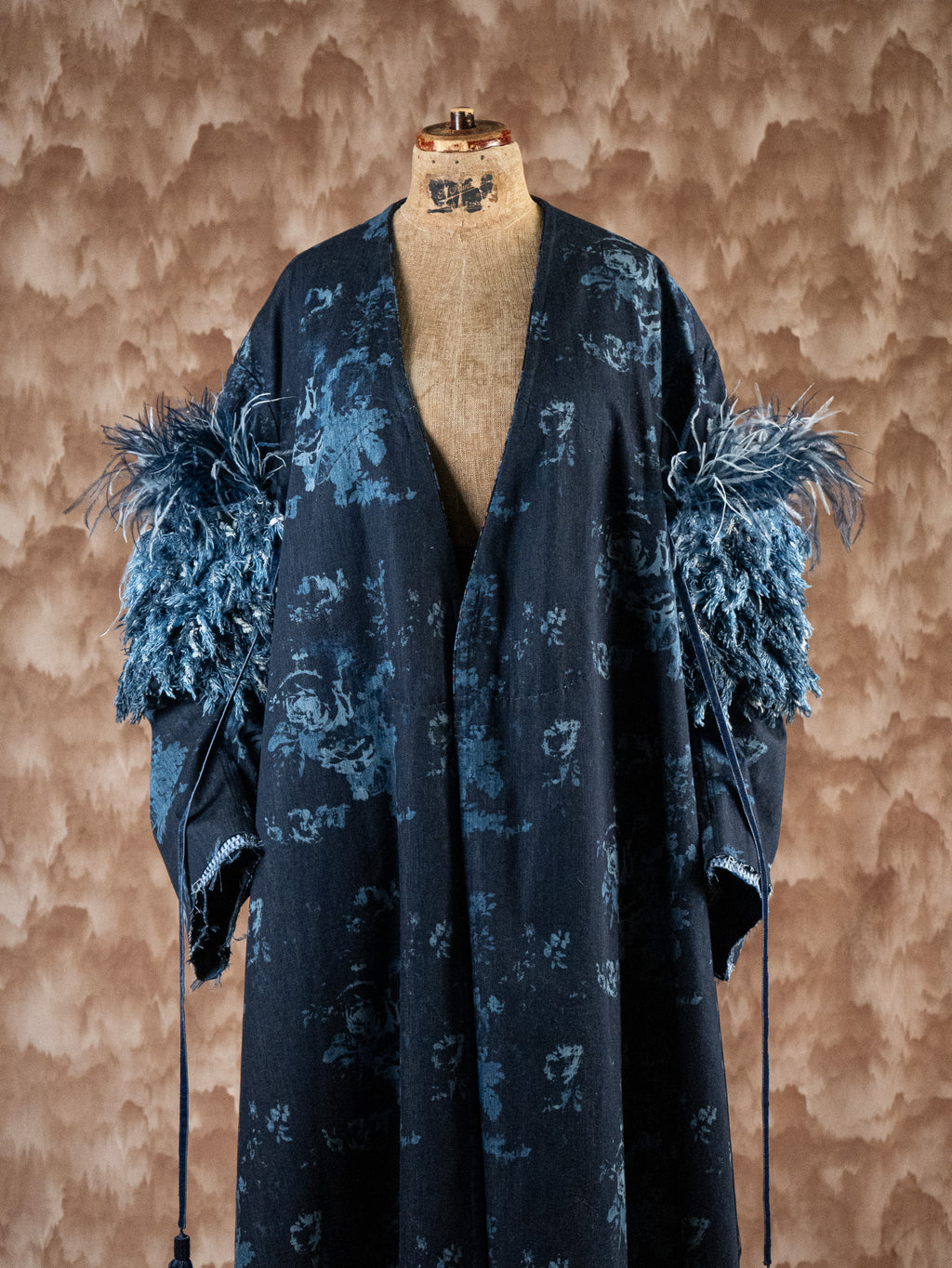 The Rose of the Winds - Sleeve Decor