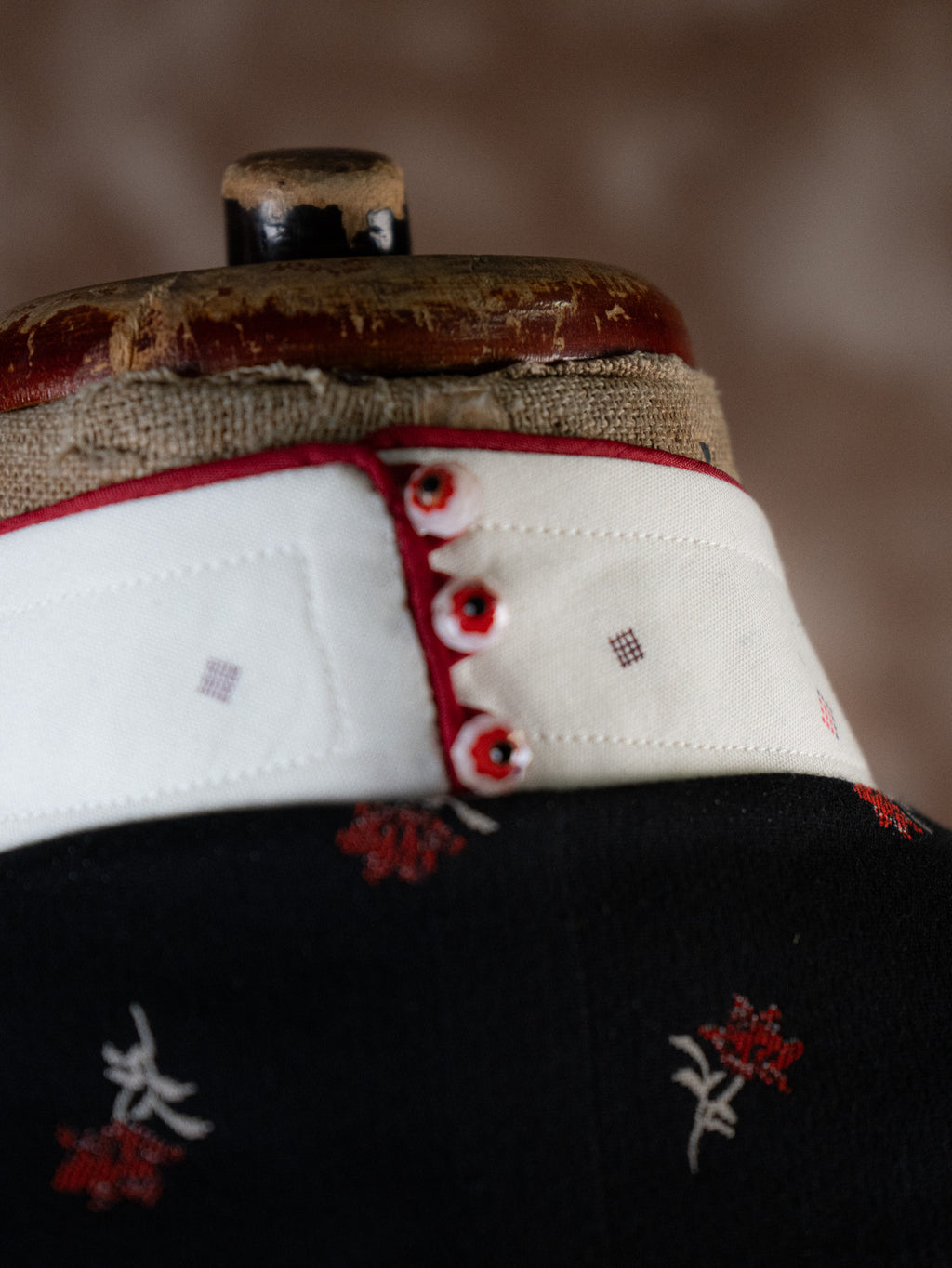 Sumi Ink - Bishop Collar
