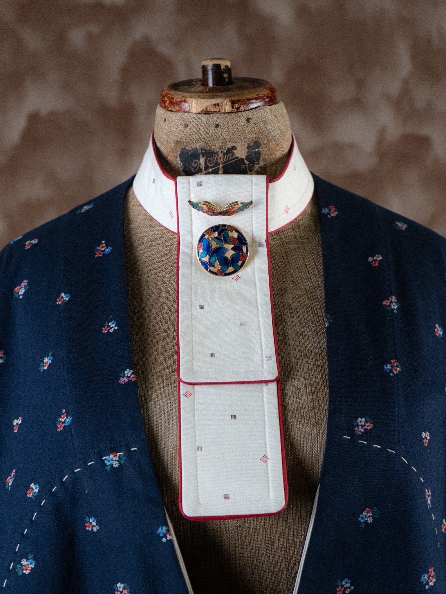 Indigo Ink - Bishop Collar