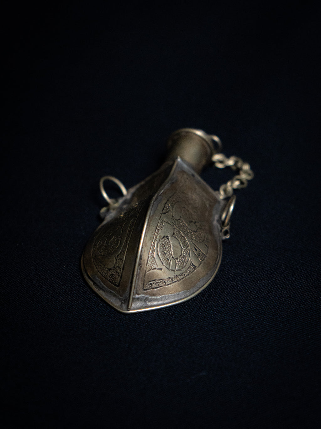 Vintage Gunpowder Flask (18th-19th century)