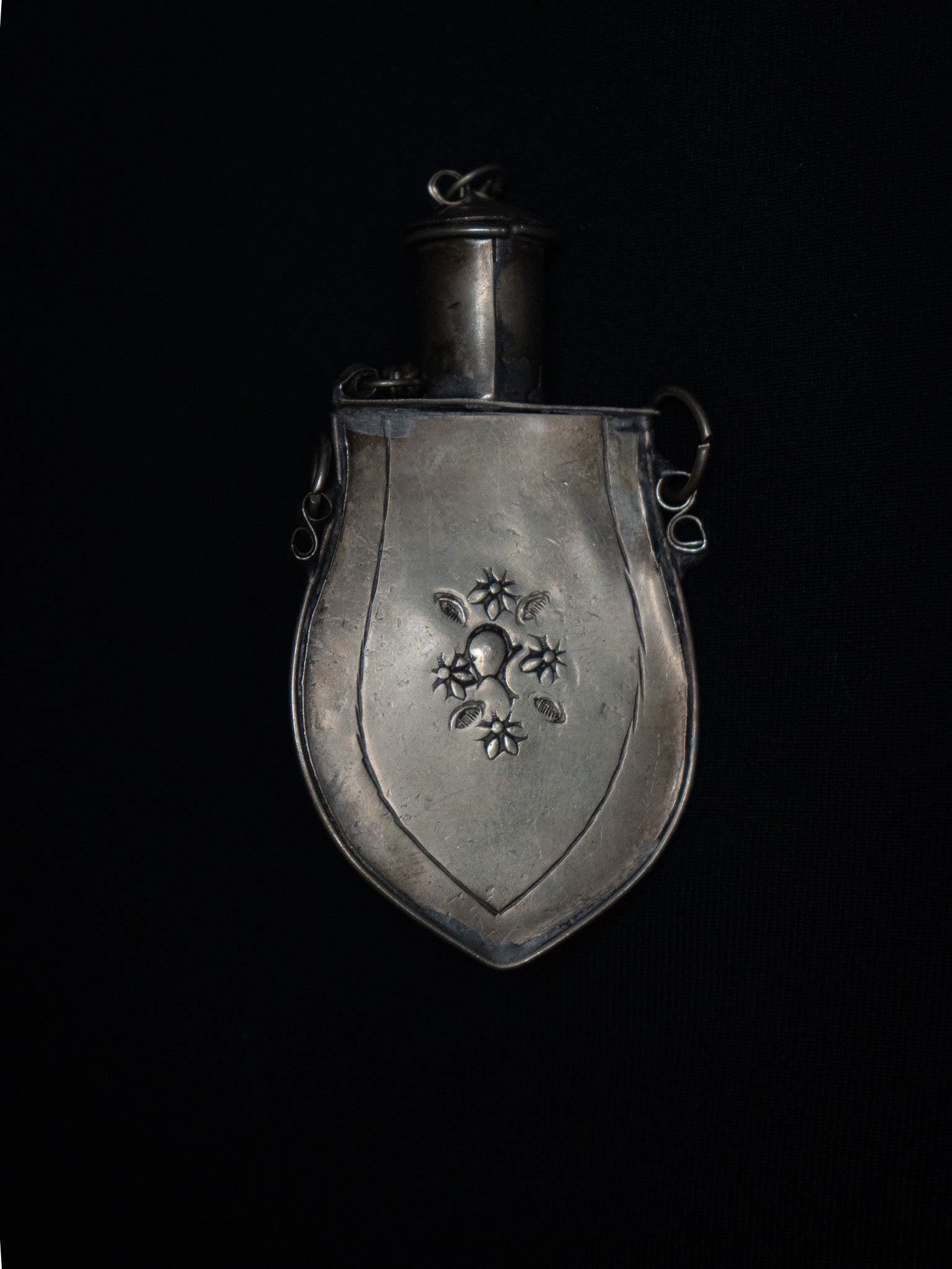 Vintage Gunpowder Flask (18th-19th century)