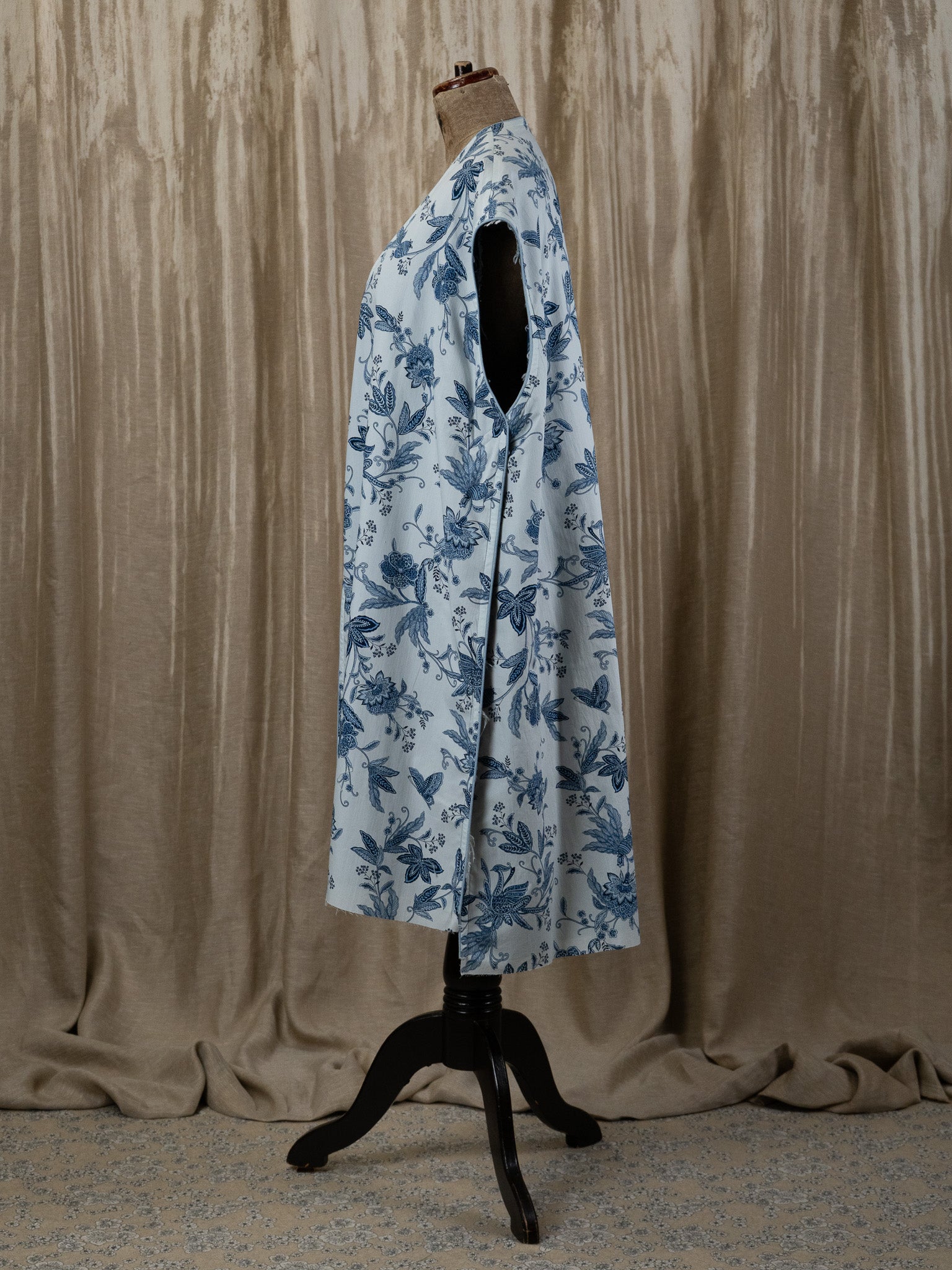 Fine China - Karafuto Vest