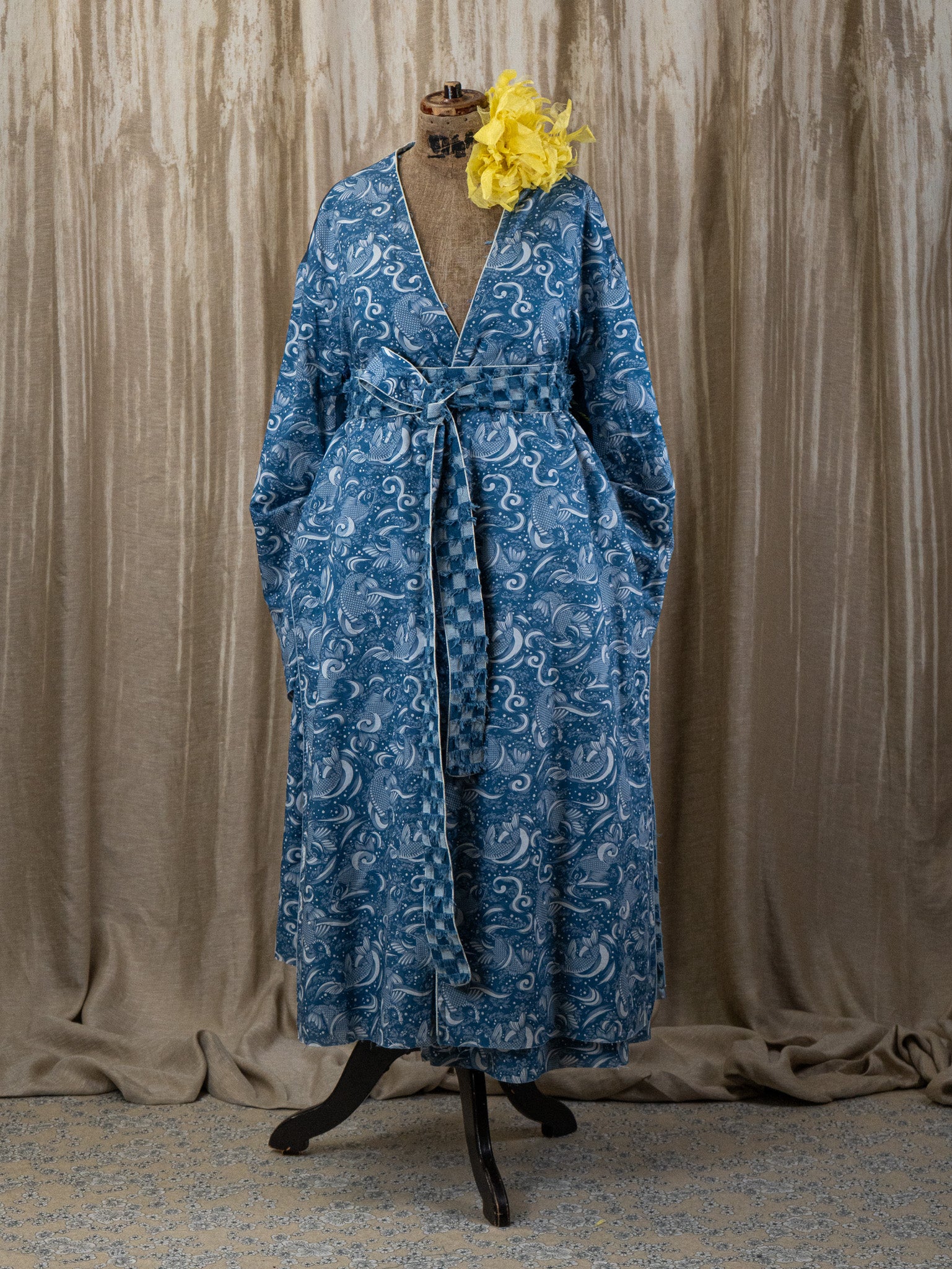Checkmate - Floral corsage