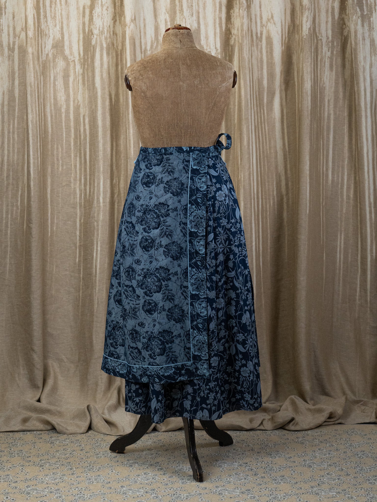Rose Garden - Hakama Skirt